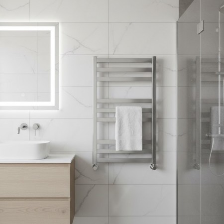 1.2.6100.03 S Рушникосушка Чикаго  800х530/500, колір сатин (1 сорт) Mario