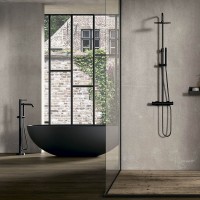 LIG032NO LIGHT Змішувач для ванни з підлоги з внутрішньою частиною, з ручним душем, чорн.мат (1 сорт Paffoni фото 3