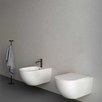 003 709 008 PIN Унітаз підвісний, без обідка(-Rimless), колір Nero gloss (1 сорт) NIC Design фото 2